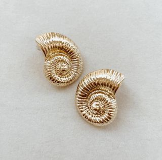 Představte si dokonalé léto… … prostoupené sluncem, svěžím mořským vánkem, nohy od písku a vlasy příjemně slepené od...